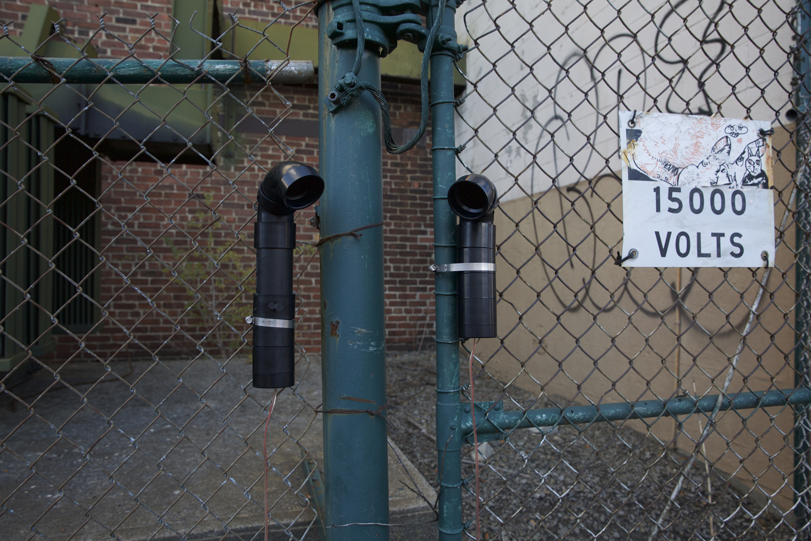 06 6557 Avenue de l'Esplanade - Installation photo 3 - Sounding the City 001 - Montréal 2015-2016